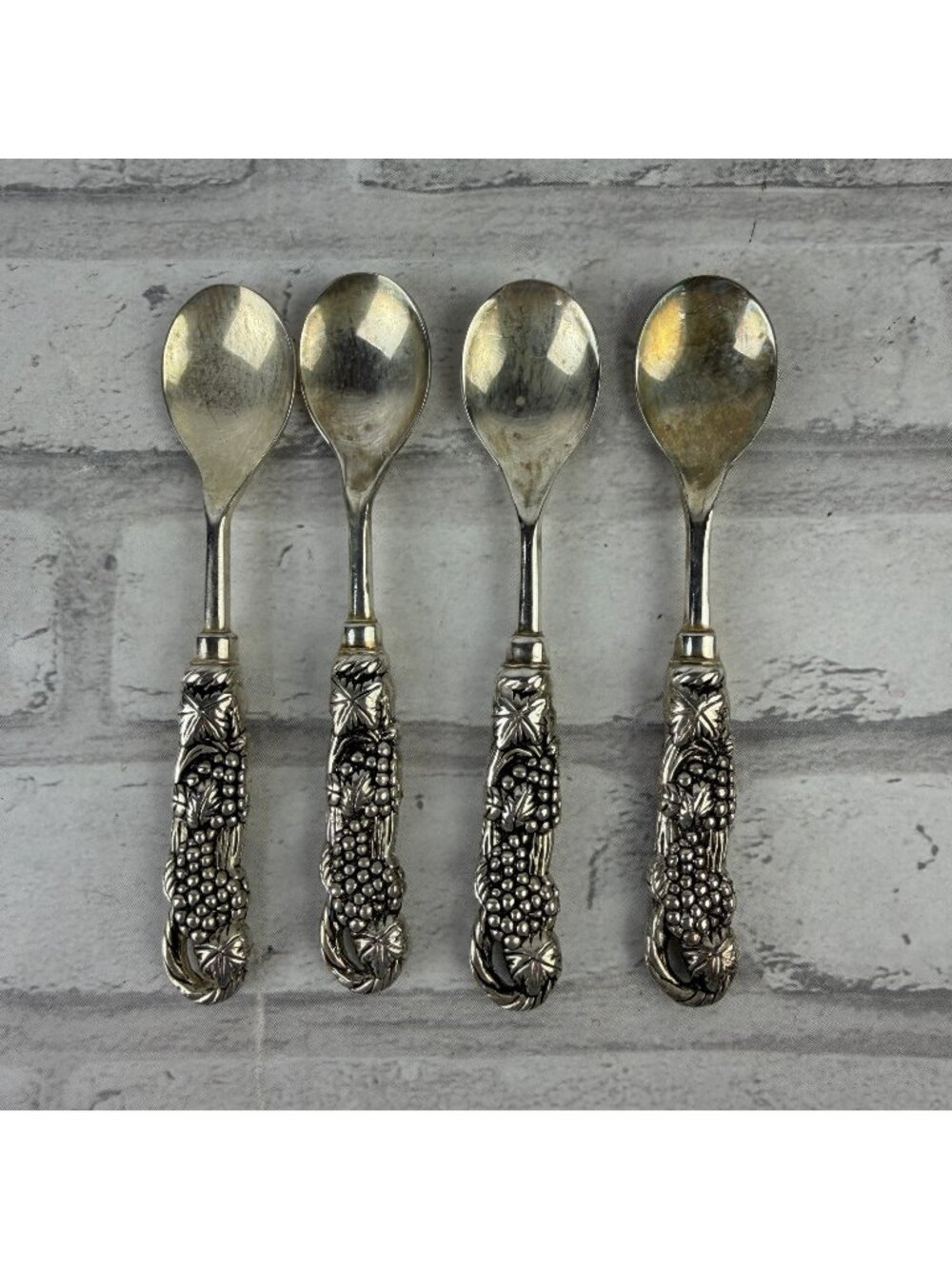 Godinger Demitasse/Espresso Jelly Spoons SILVERPLATE Grape & Vine Lot of 4